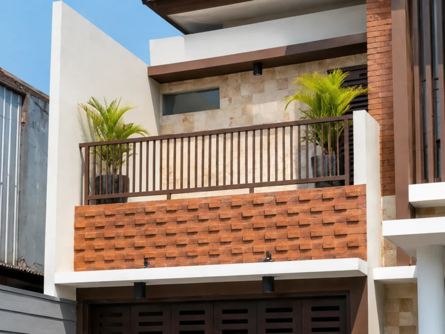 Desain Rumah Modern Tropis Dua Lantai dengan Secondary Skin - detail fasad
