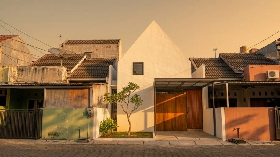 Desain Rumah Minimalis Modern di Lahan Sempit - dokumentasi proyek 6